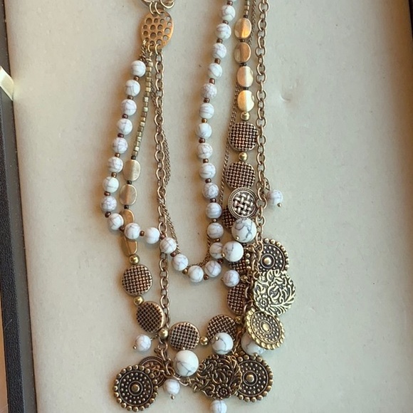 Boho multi strand necklace - Picture 7 of 9